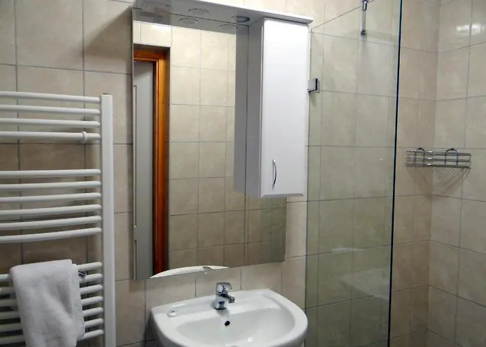 לינה וארוחת בוקר Thermal Panzio קישקונמאישה